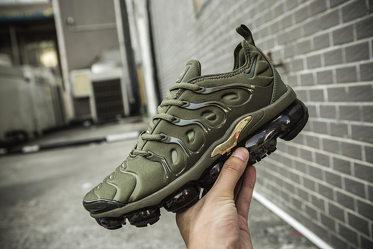 Ni_ke Max Plus "Rough Green" (TN08)