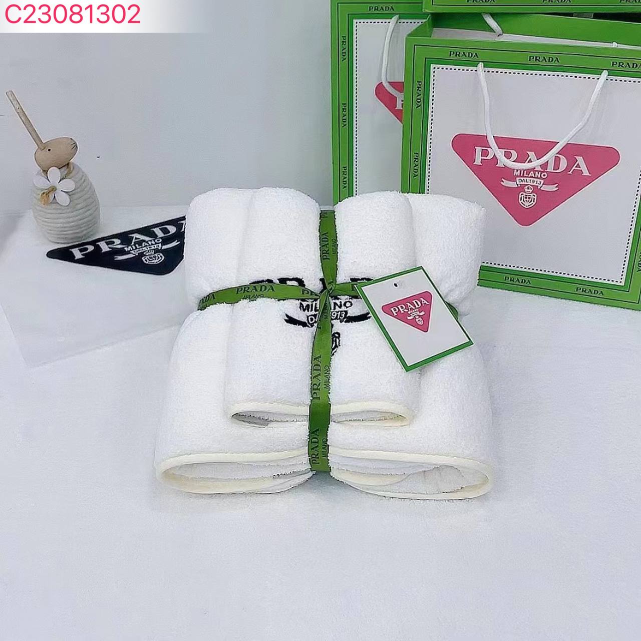 Pra_da Beach Towel Set With Box