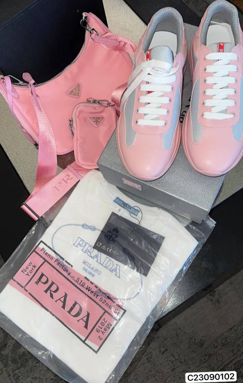 Pra_da Pink Set