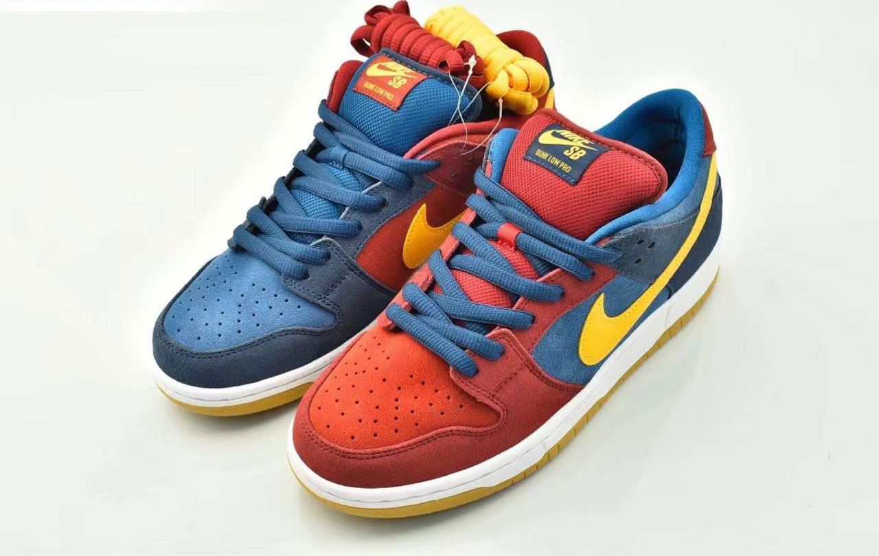 Ni_ke Dunk Low SB Low Top Skate Shoes