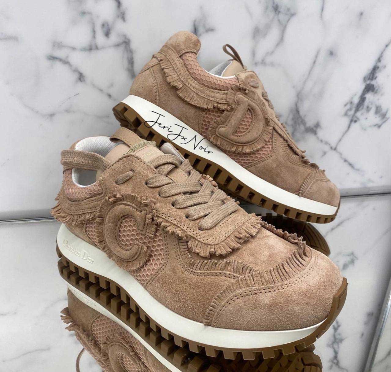 Di_or Sneaker