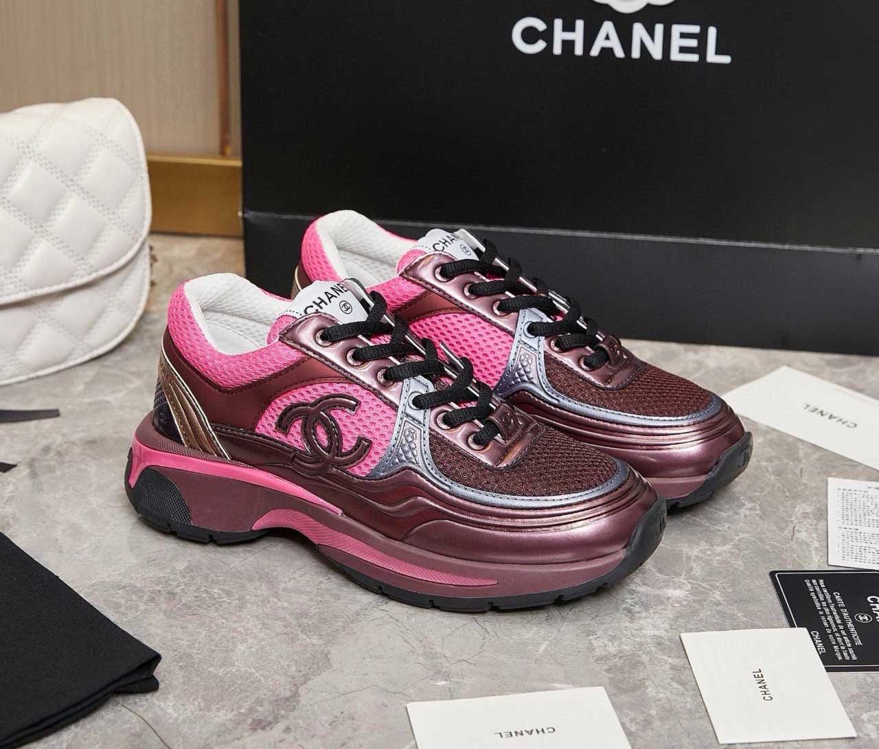 Cha_nel Sneaker