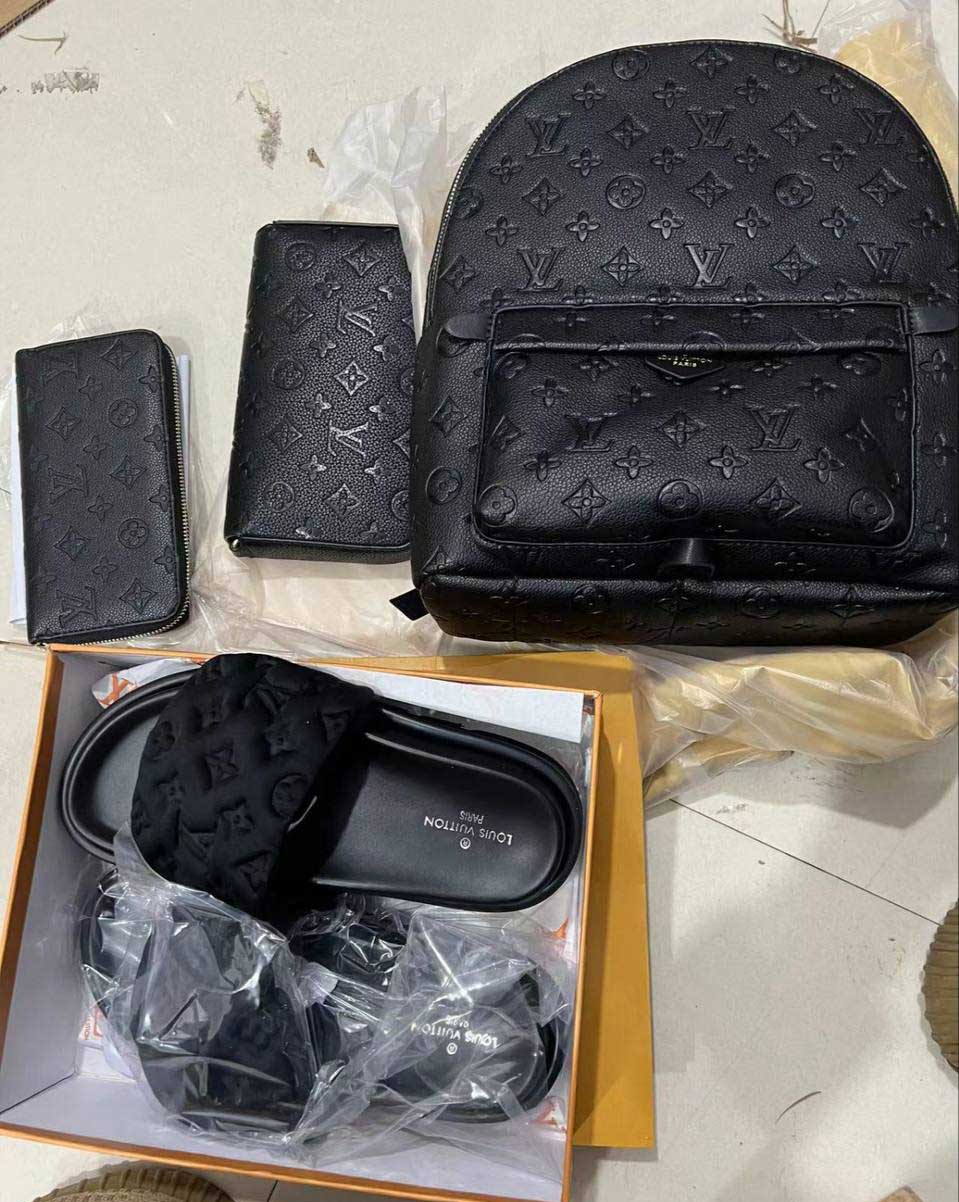 L_V Black Matching Set