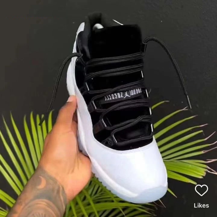 Air Jordan 11 Retro Low