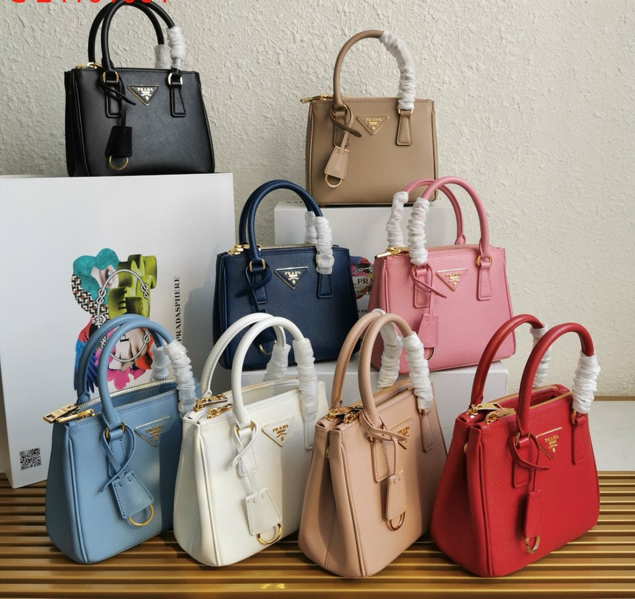 Pra_da Saffiano Bag